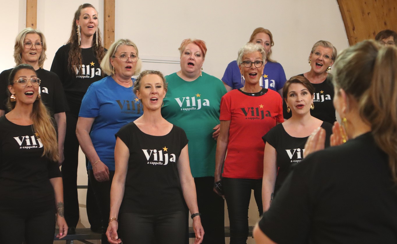 sjunga i kör